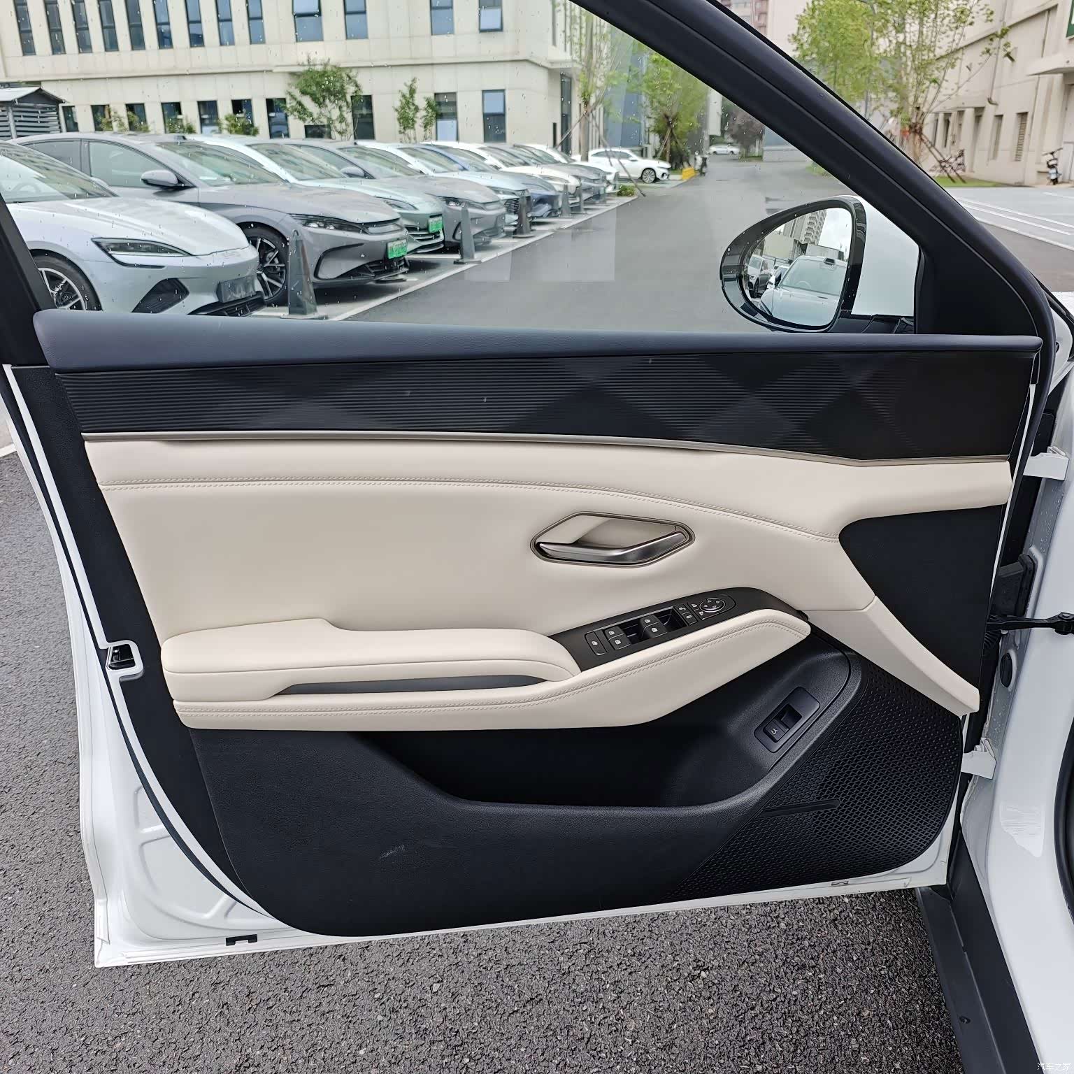 BYD Qin, 2025 16