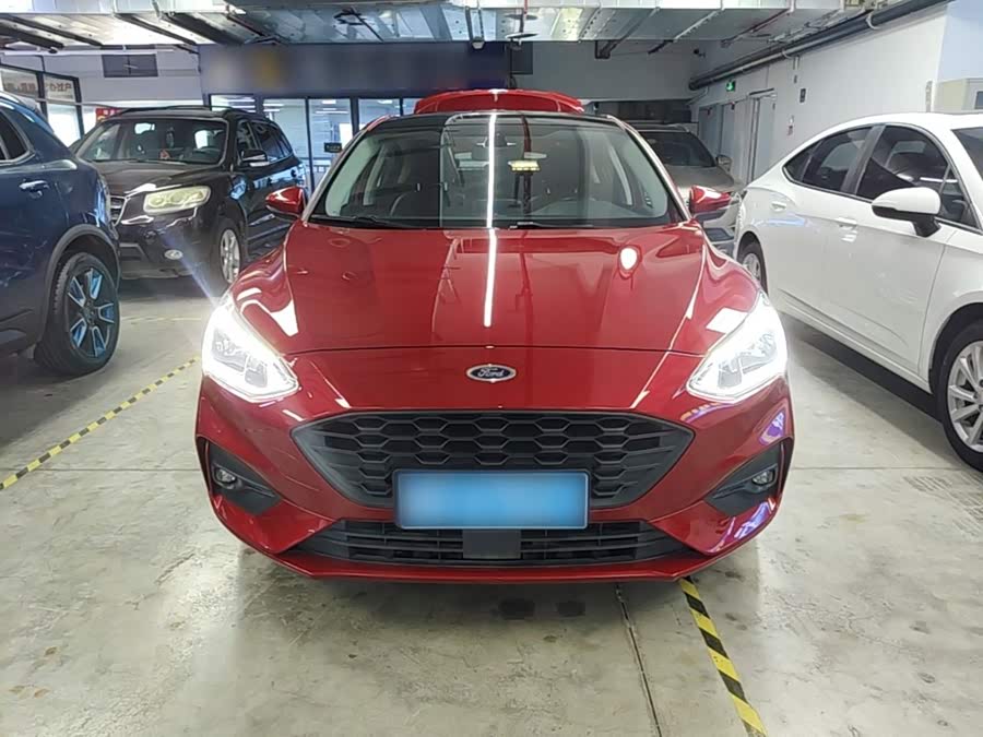 Ford Focus 2020, фото 2