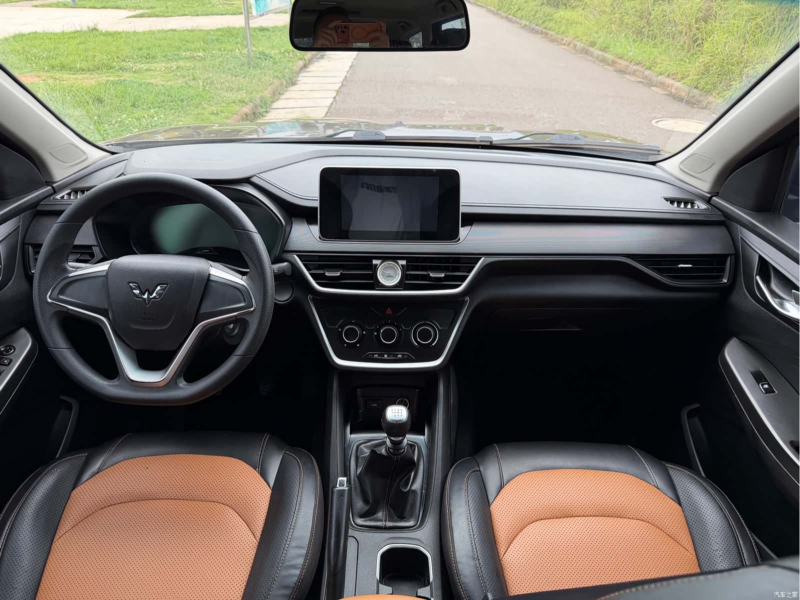 Wuling Hongguang, 2018 10