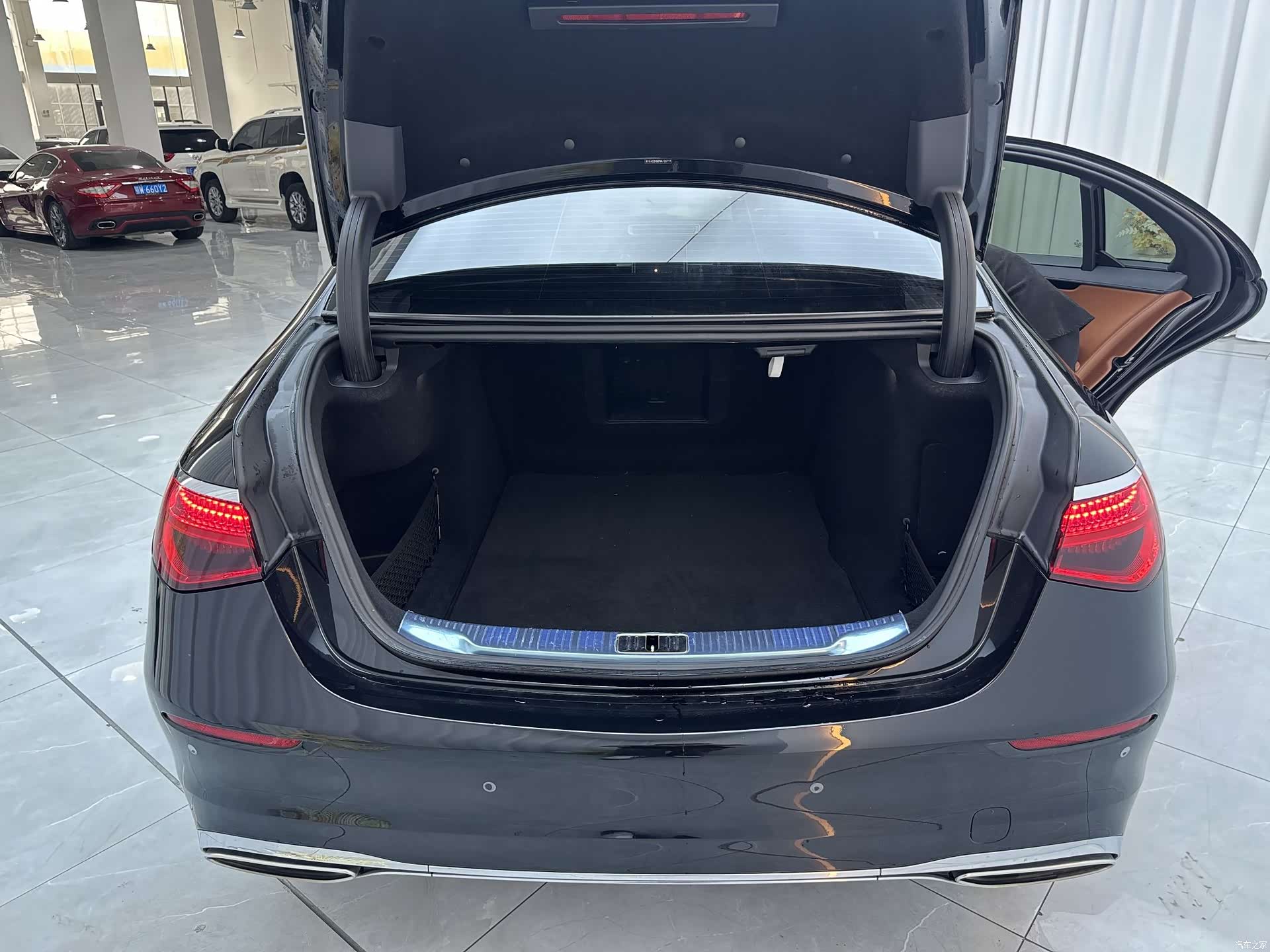 Mercedes-Benz S-Class, 2022 19
