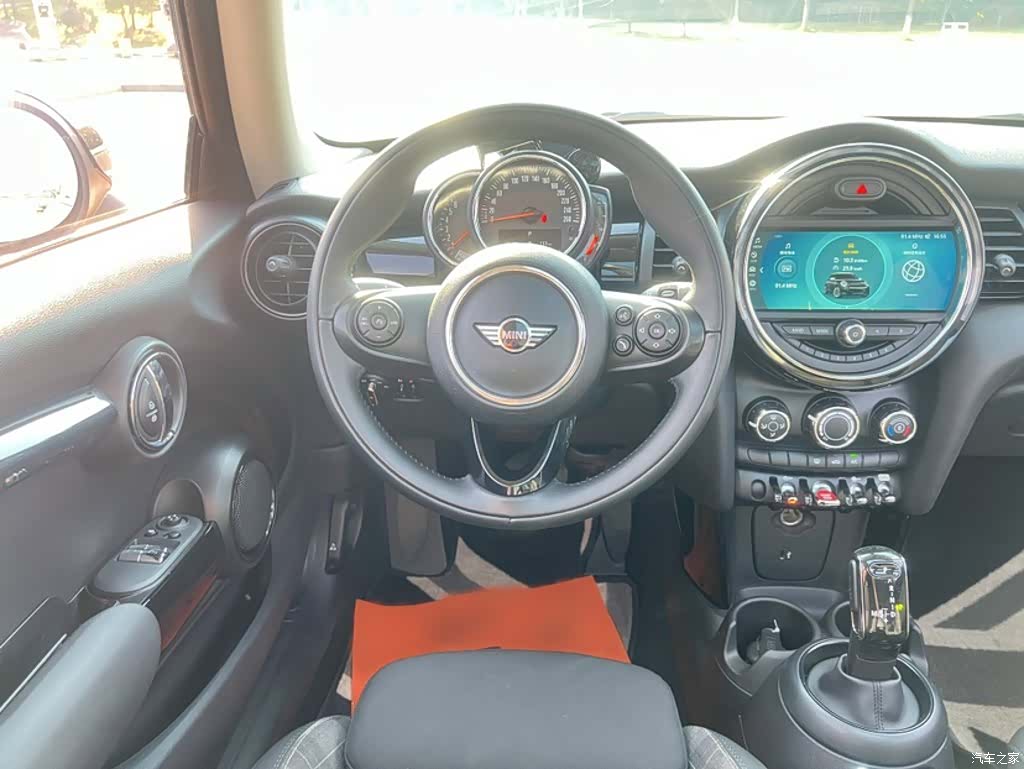 Mini Cooper, 2019 13