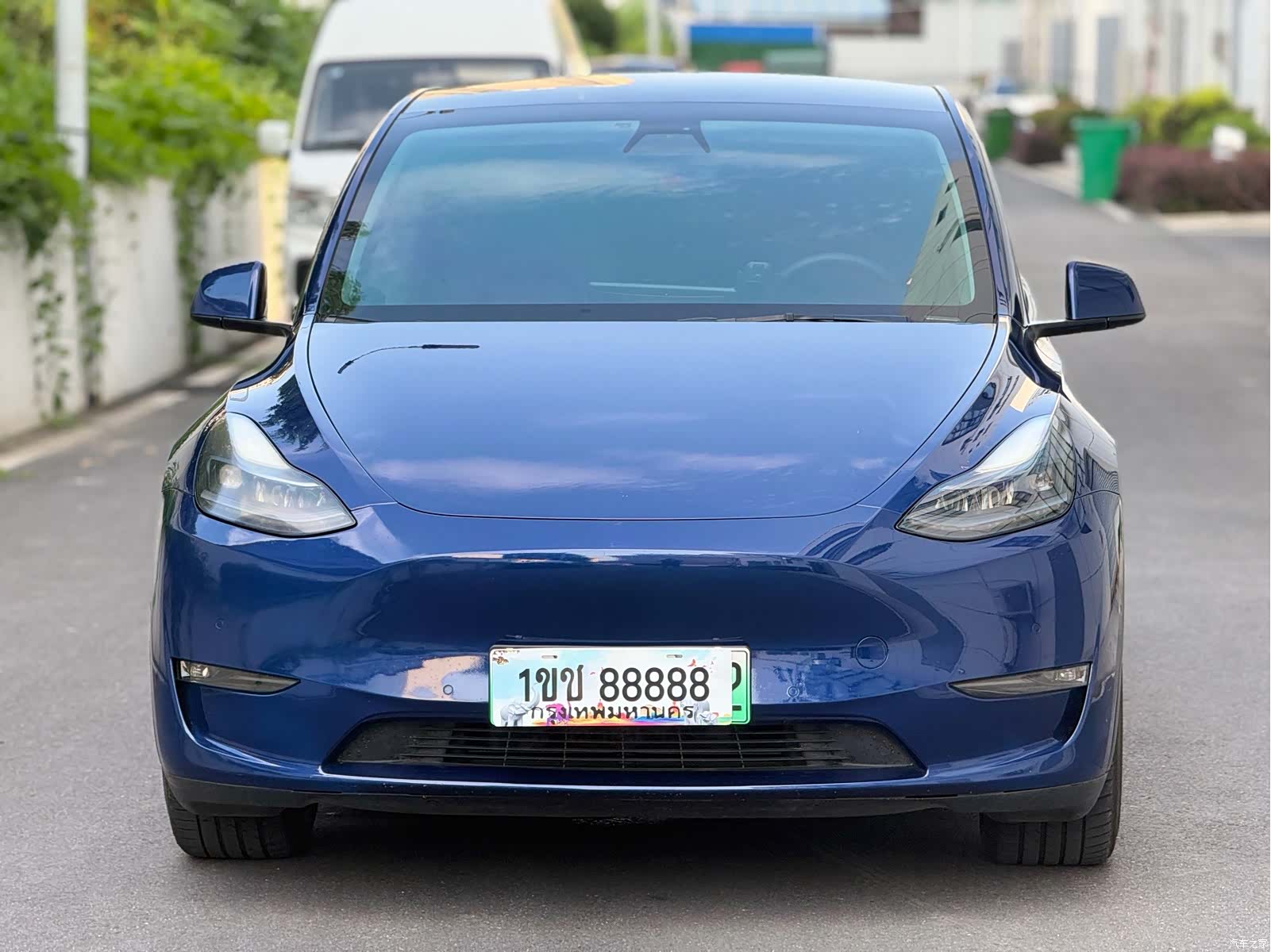 Tesla Model Y, 2021 3