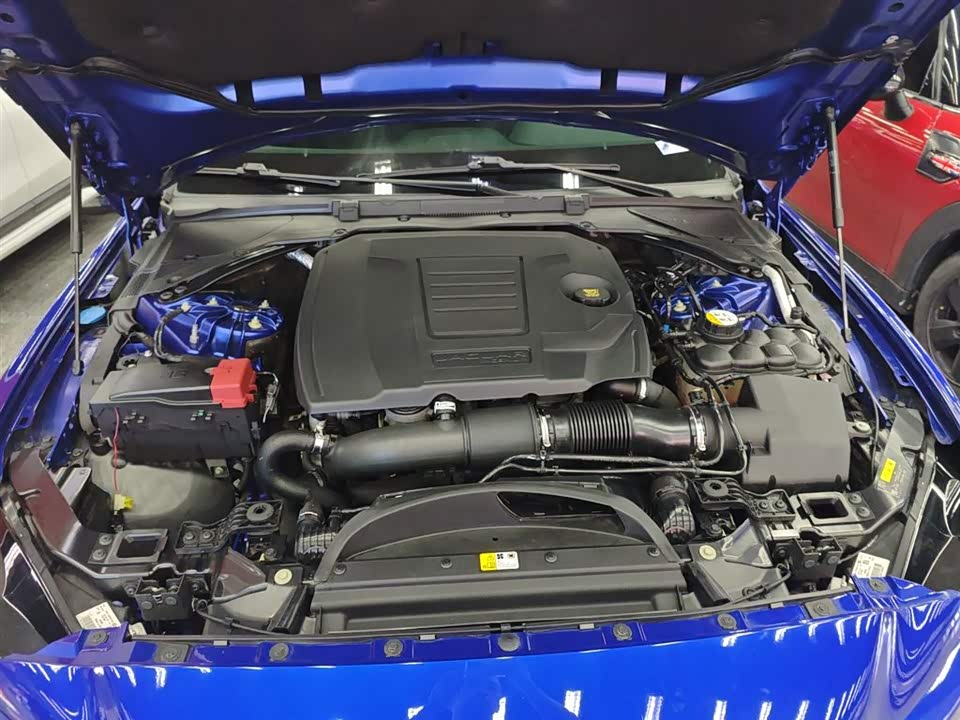 Jaguar XEL