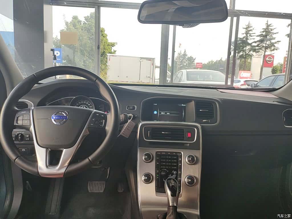 Volvo S60, 2016 10