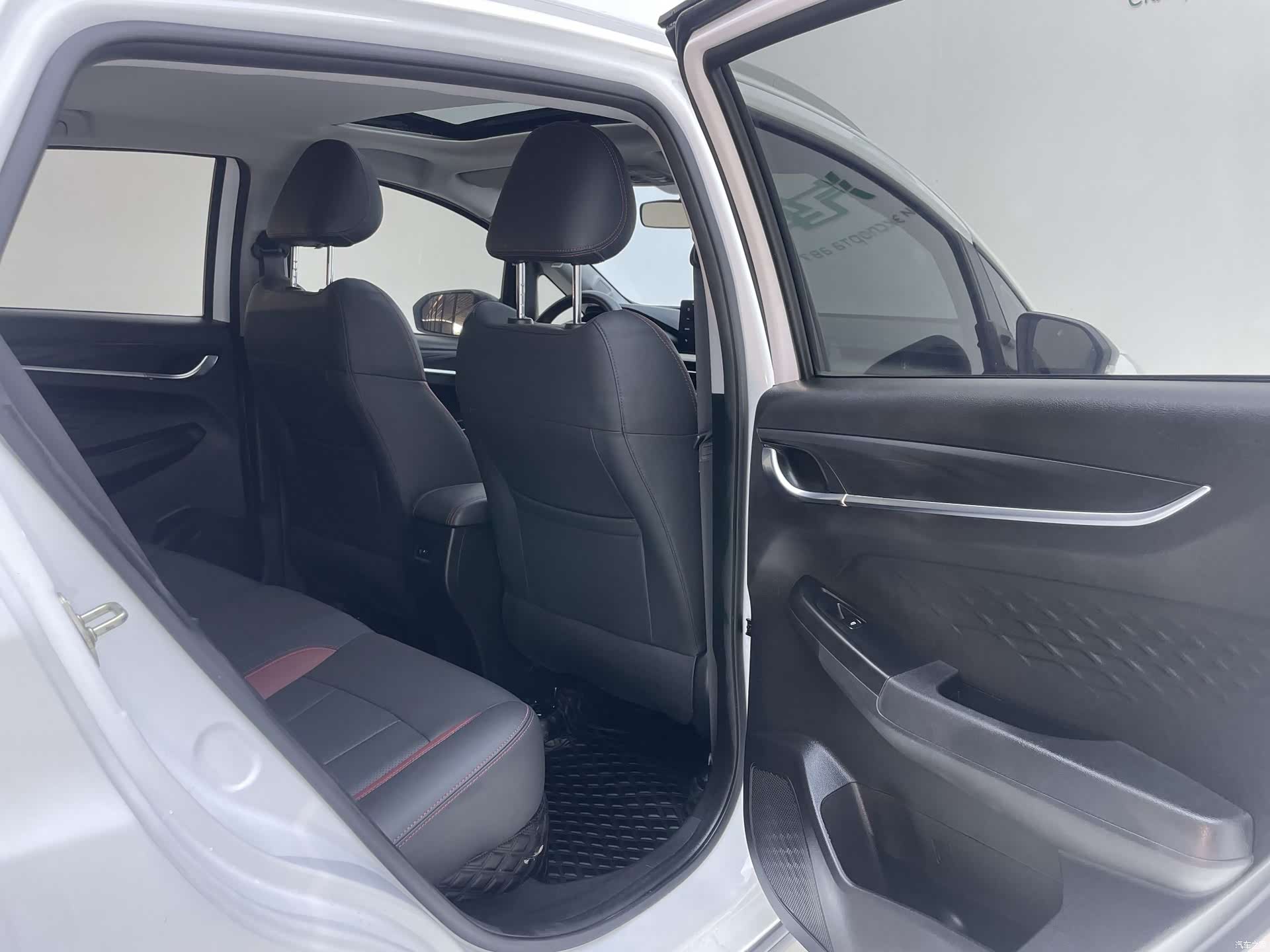 Geely X3, 2021 12
