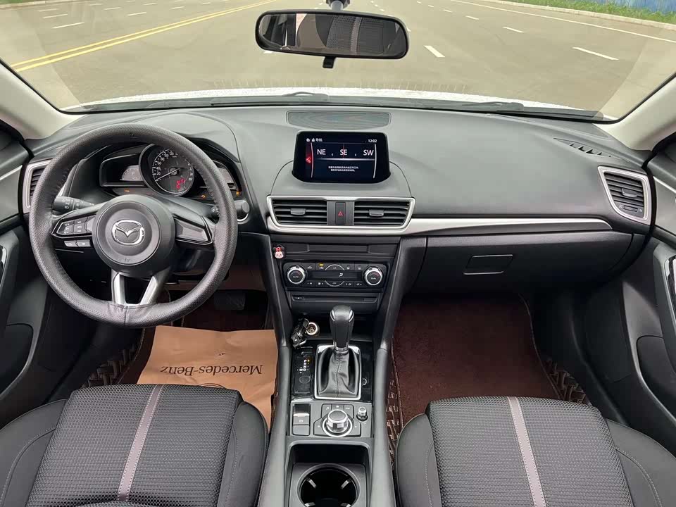 Mazda 3 Angkesaila Mazda 3 Angkesaila