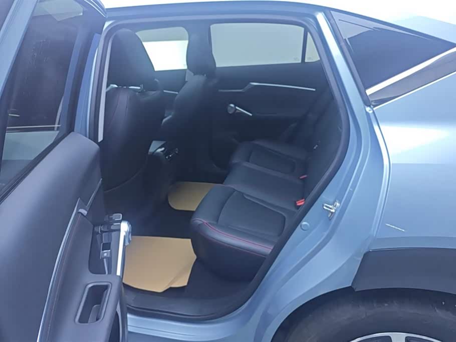 Trumpchi Shadow cool