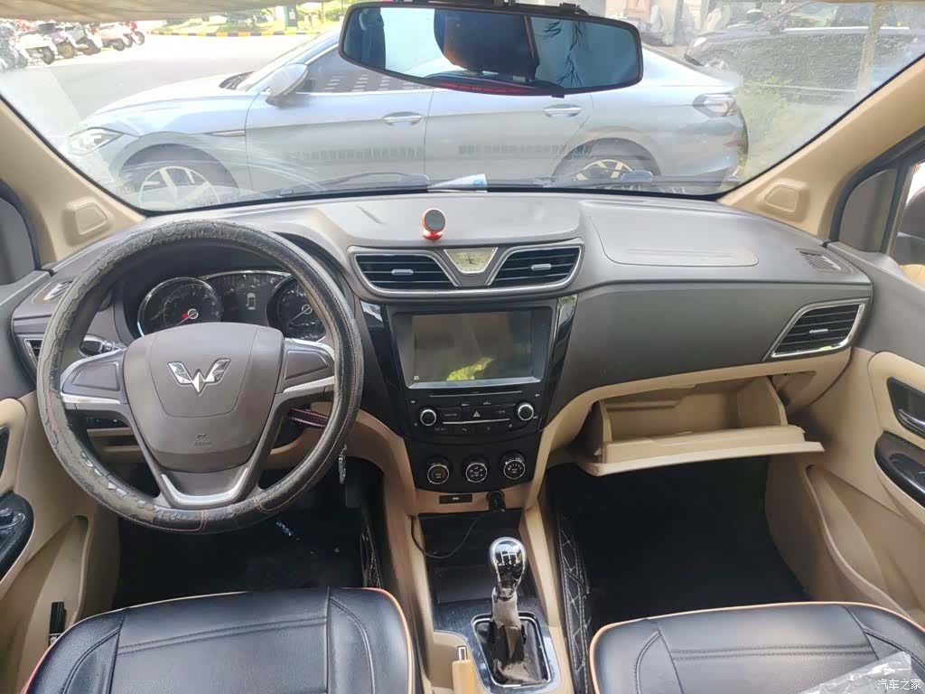 Wuling Hongguang, 2016 6