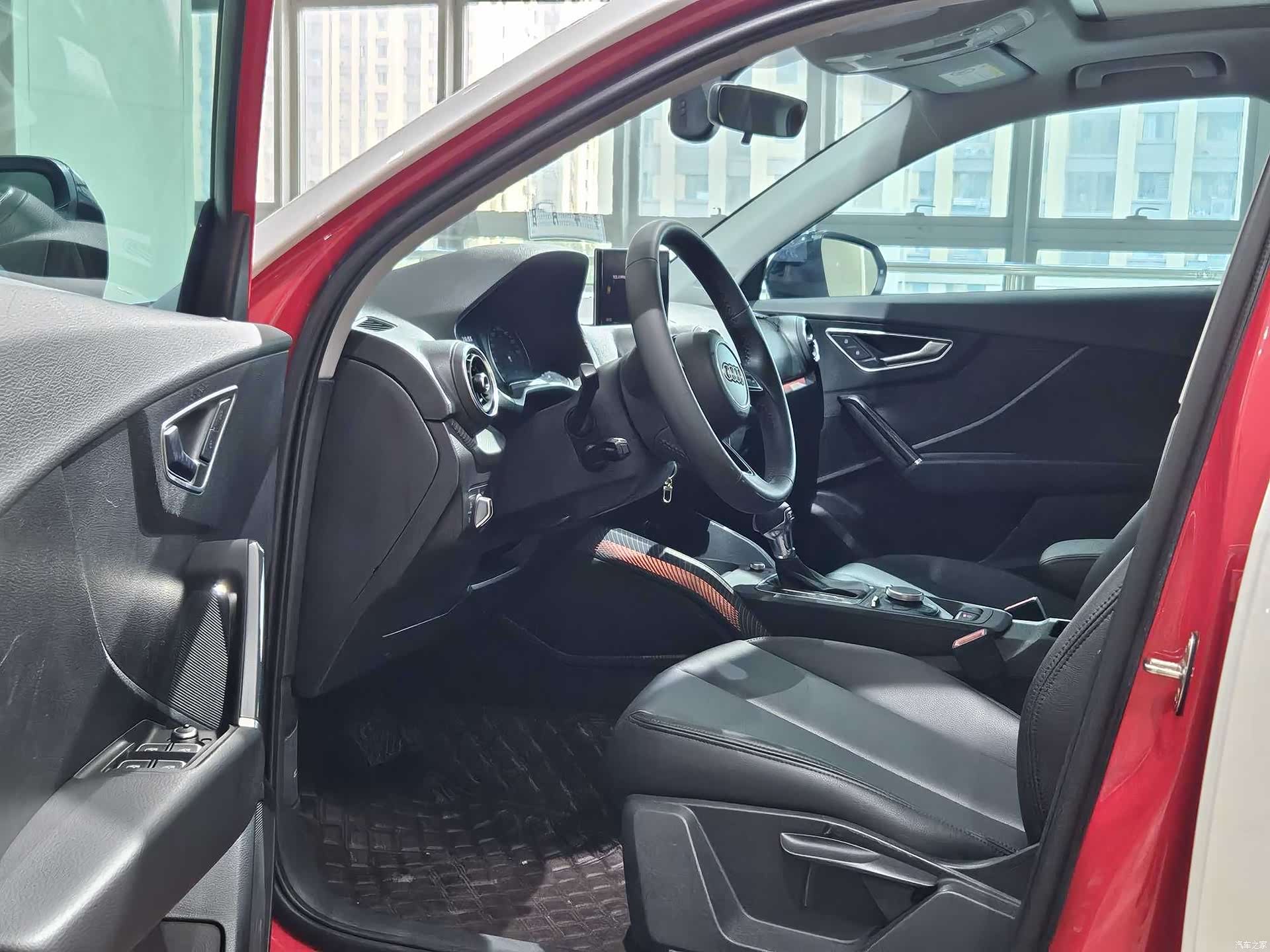 Audi Q2L, 2020 4