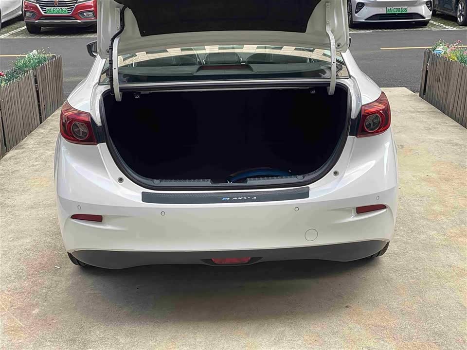 Mazda 3 Angkesaila Mazda 3 Angkesaila