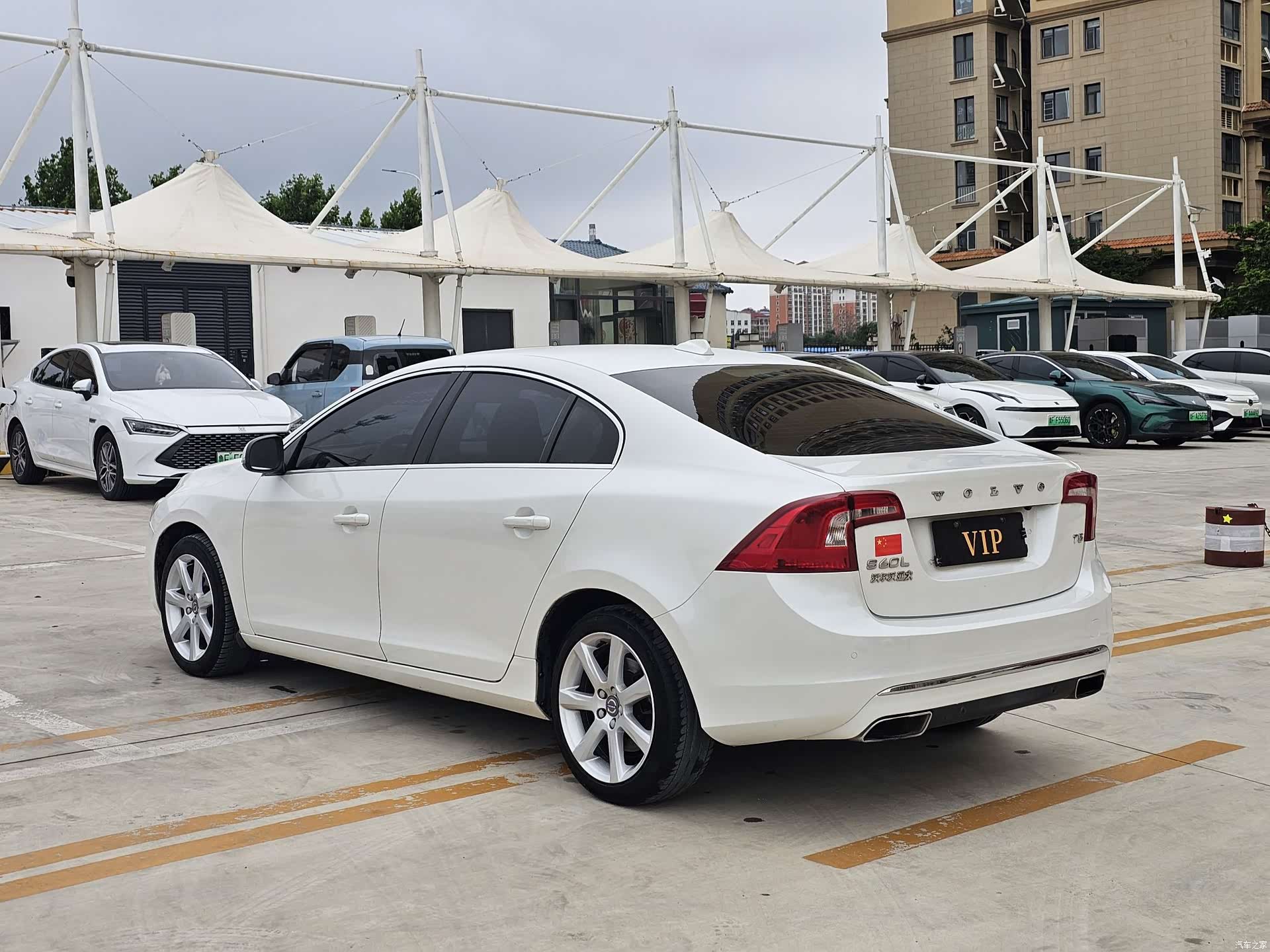 Volvo S60, 2018 все фото