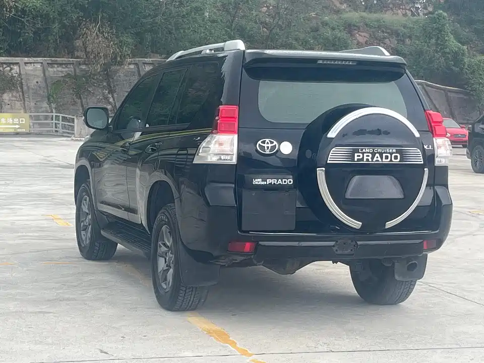 Toyota Prado