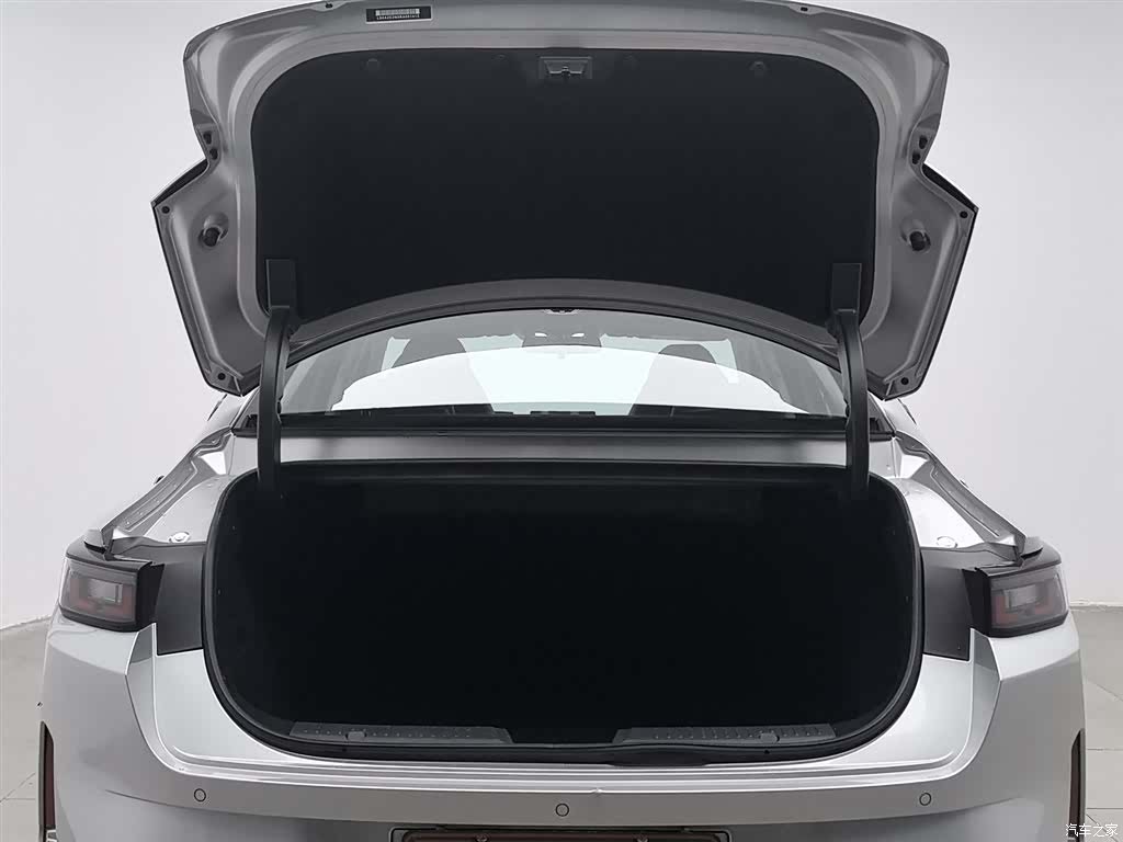 Changan Eado, 2024 16