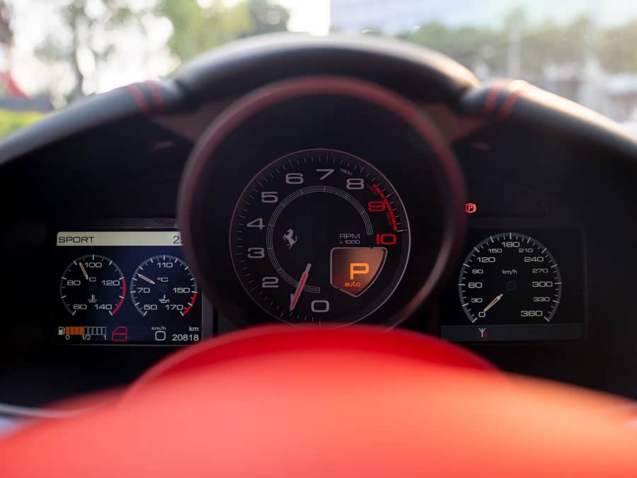Ferrari F12berlinetta 2018, фото 11