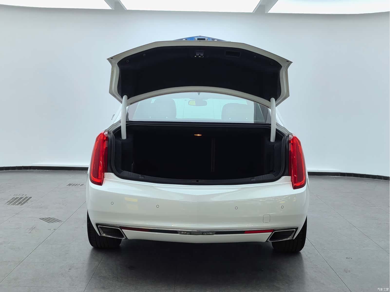 Cadillac XTS, 2017 12