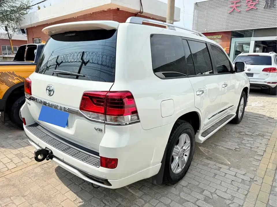 Toyota Land Cruiser Toyota Land Cruiser