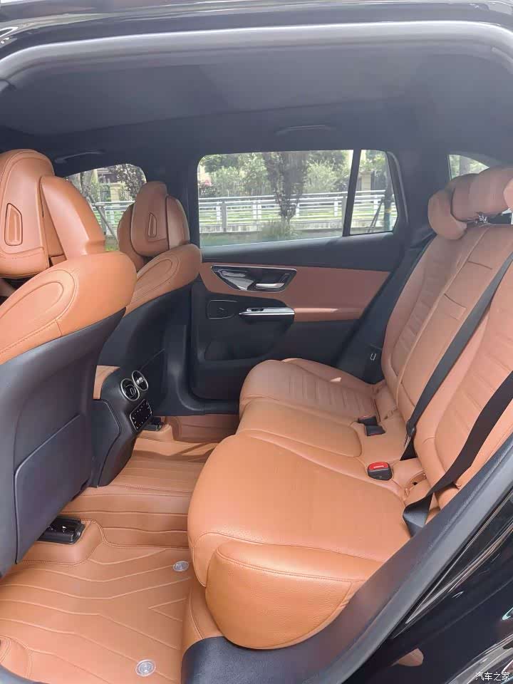 Mercedes-Benz GLC, 2024 8