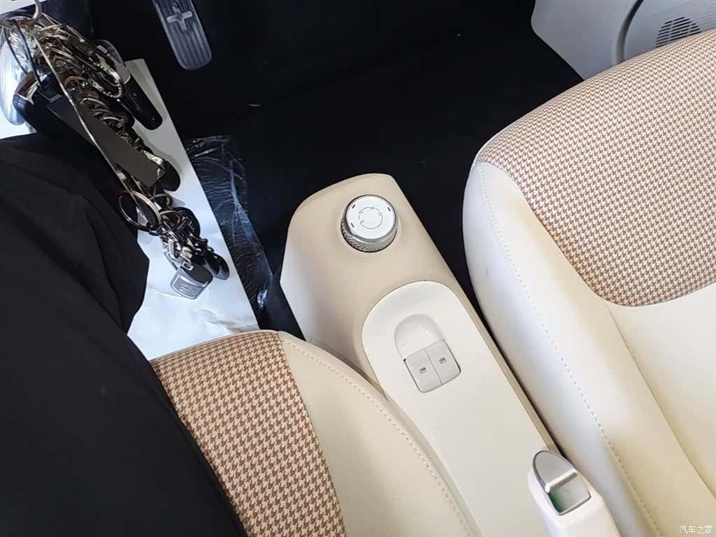 Wuling MINIEV, 2026 14