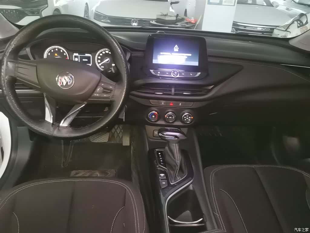 Buick Verano, 2023 10