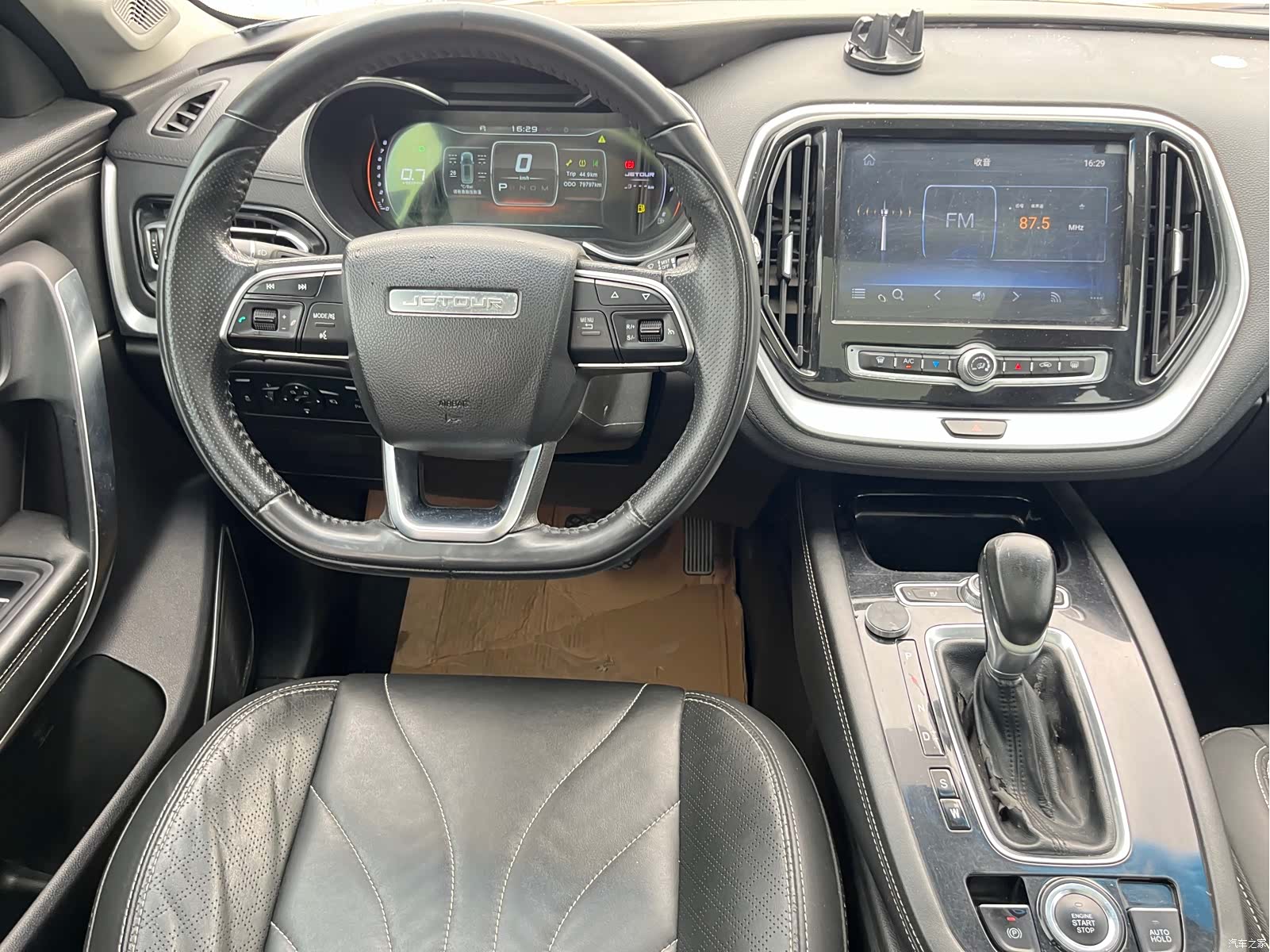 Jetour X70, 2018 13
