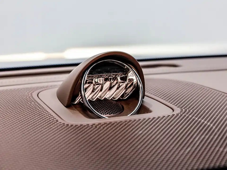 HarmonyOS Ask the world M9