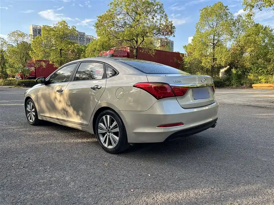 Hyundai Name picture