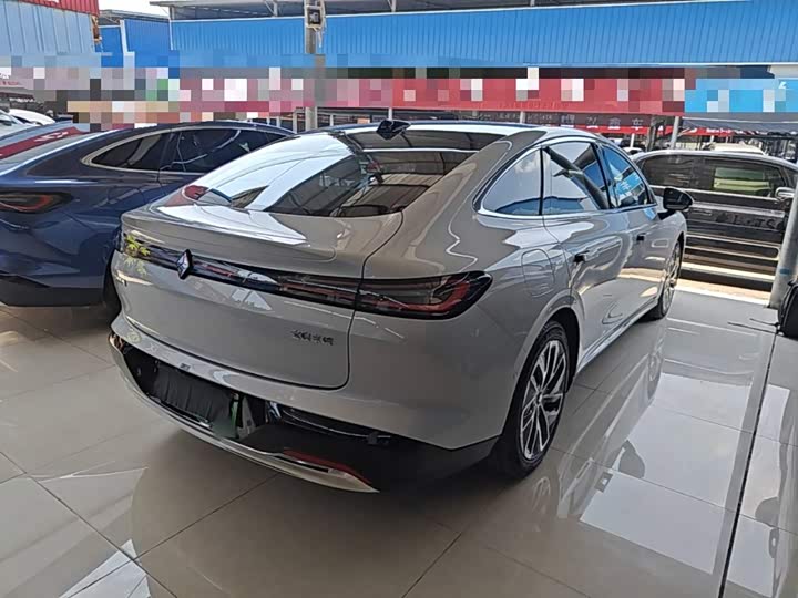 Baojun xiang jing 2025 cha hun 140km Luxury