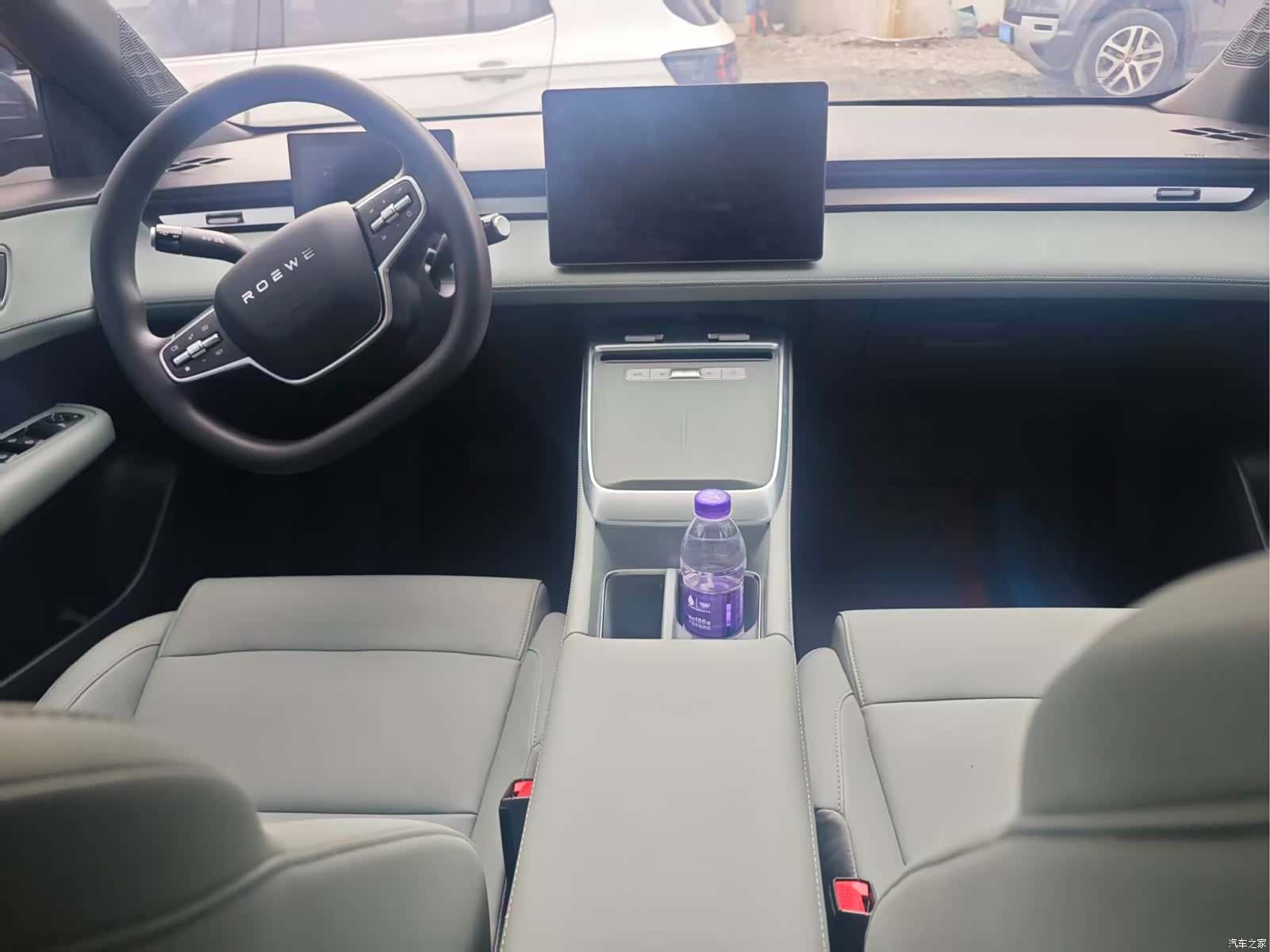 Roewe D6, 2025 11