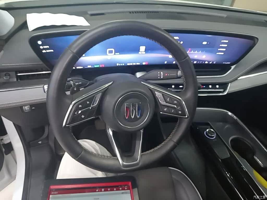 Buick E5, 2025 11