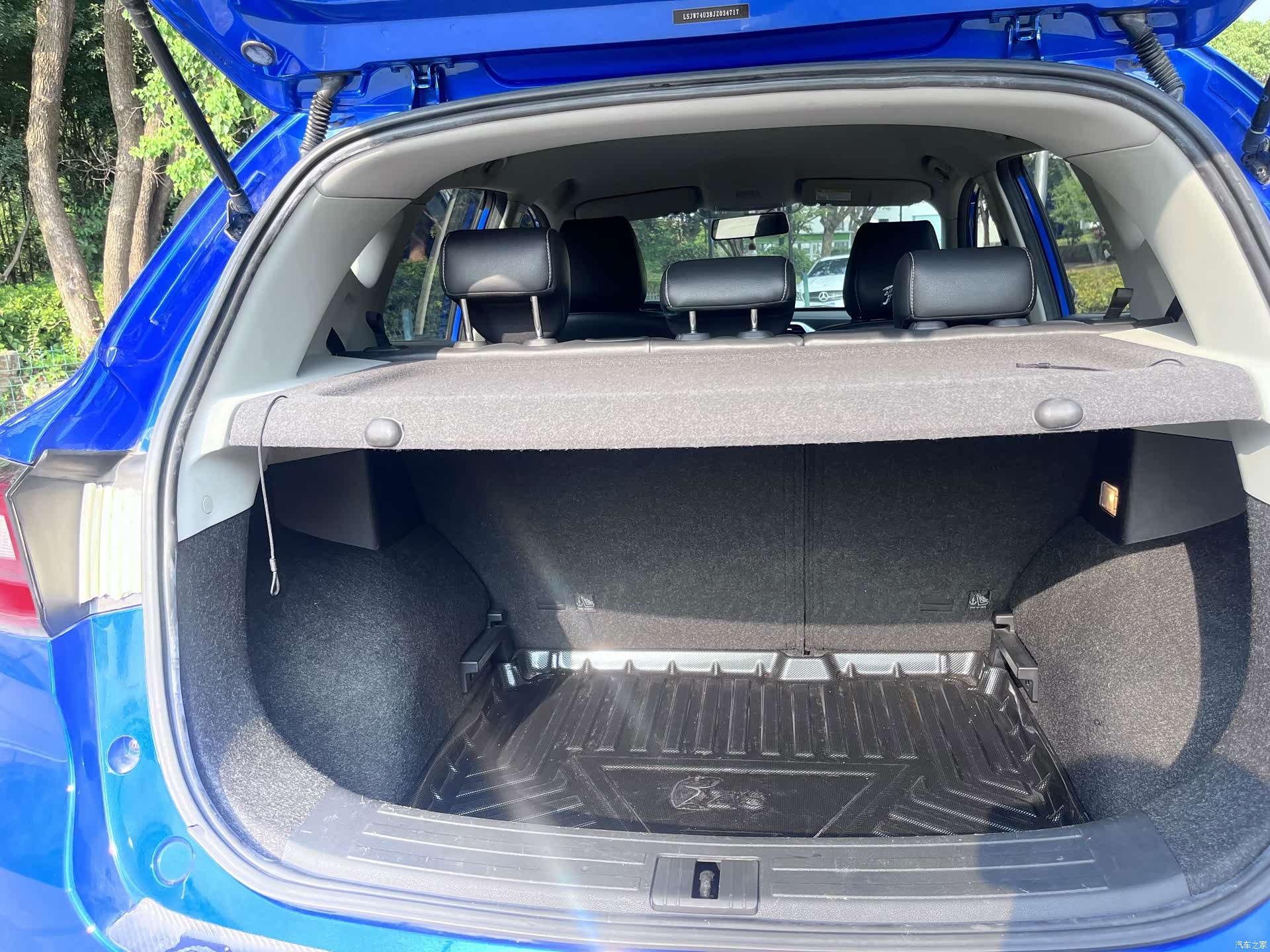 MG ZS, 2018 17