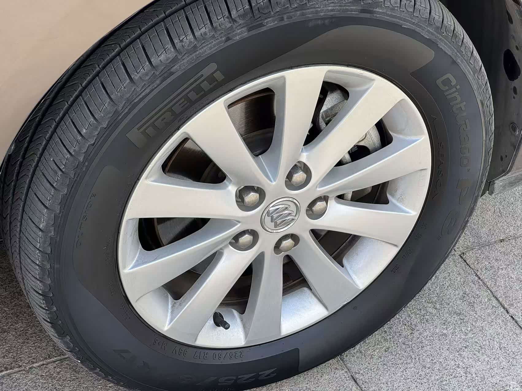 Buick GL8, 2017 19