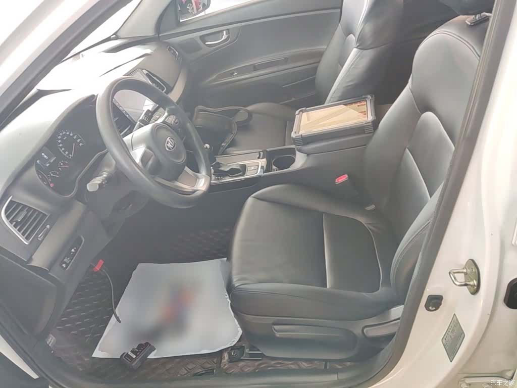 Kia K4, 2015 15
