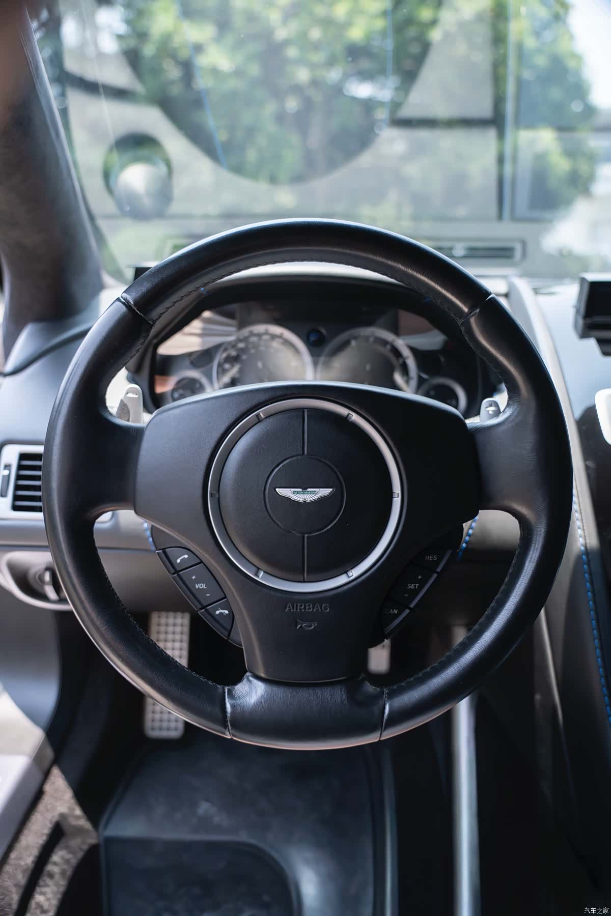 Aston Martin Rapide, 2017 15