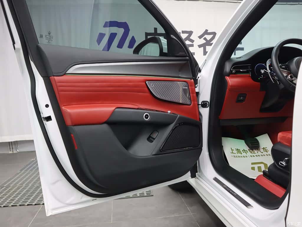 Maserati Grecale, 2024 все фото