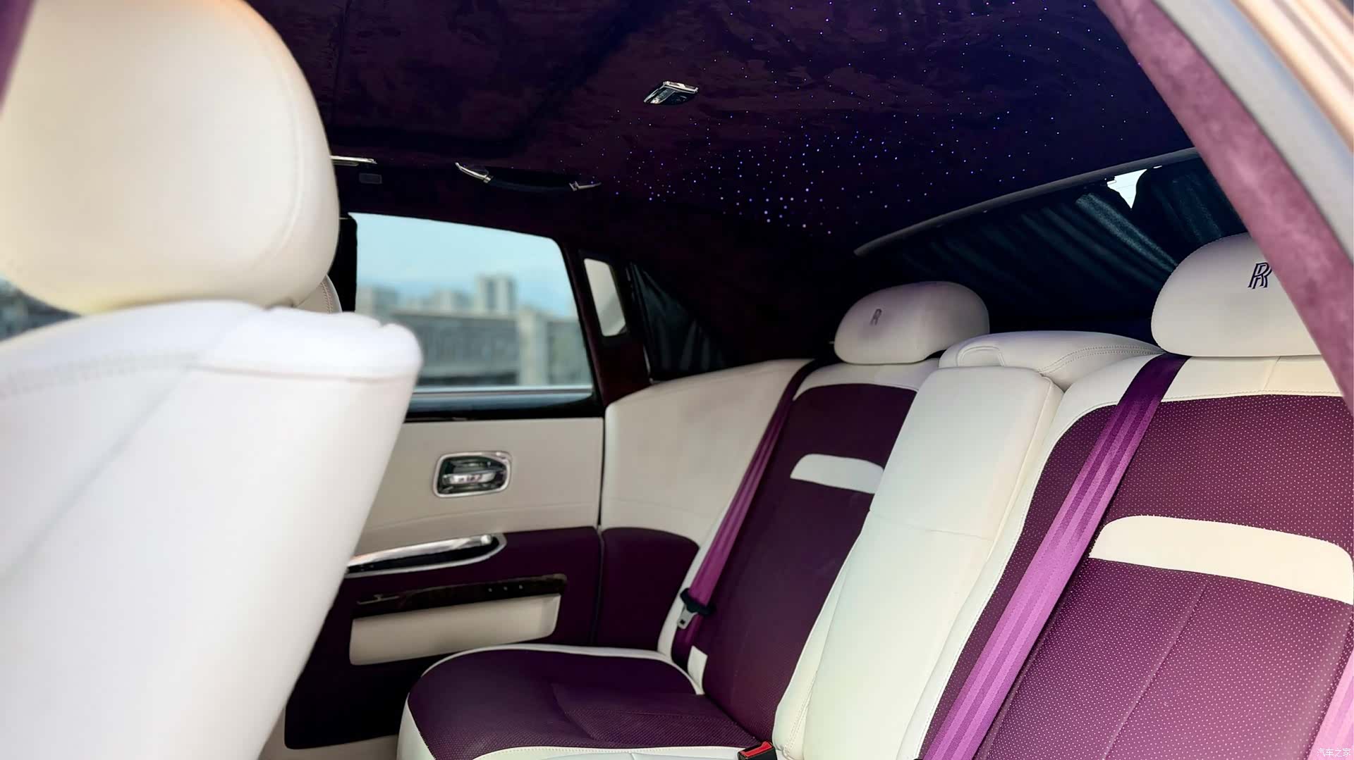 Rolls-Royce Ghost, 2011 8