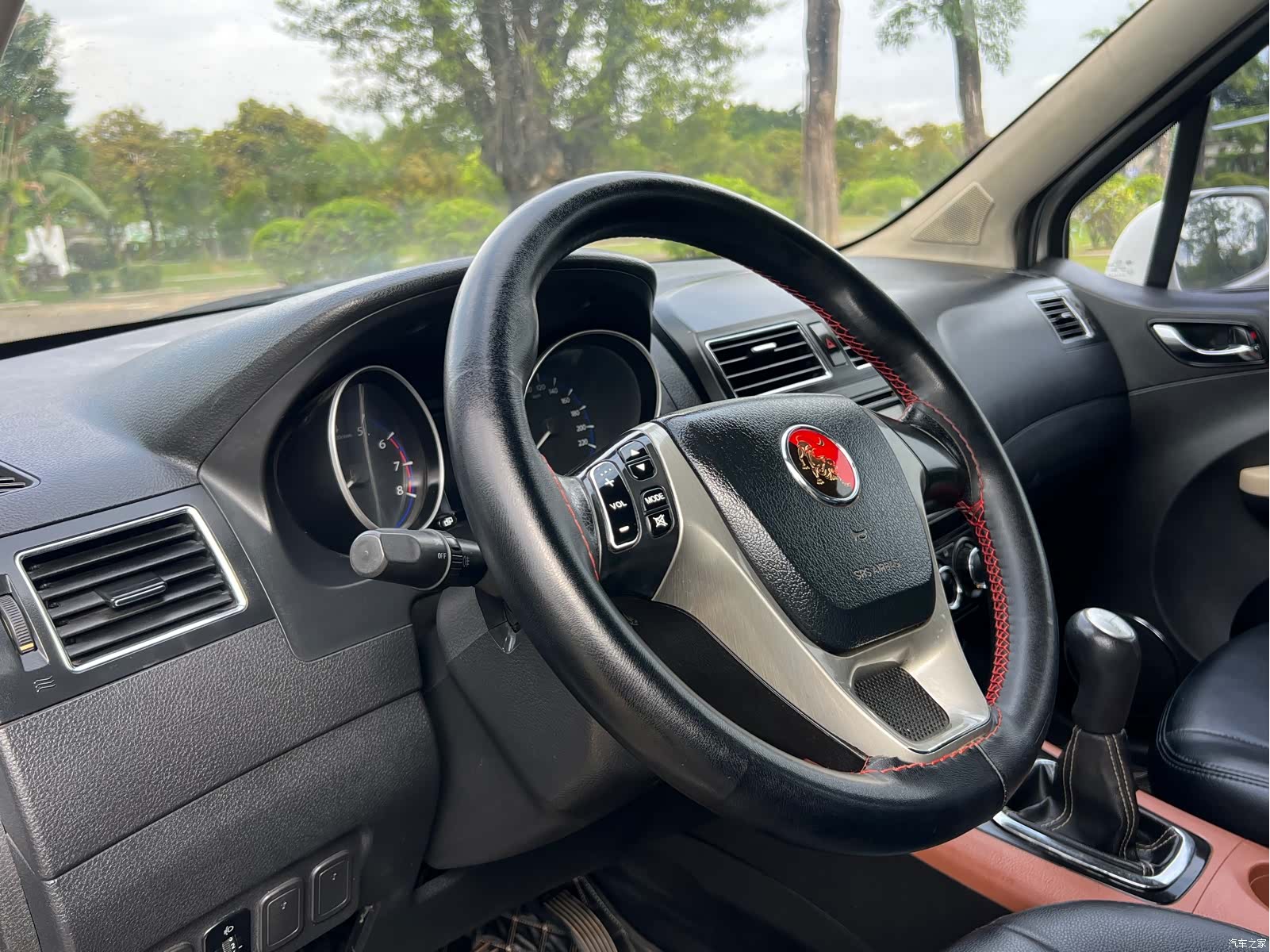 DongFeng X5, 2015 15