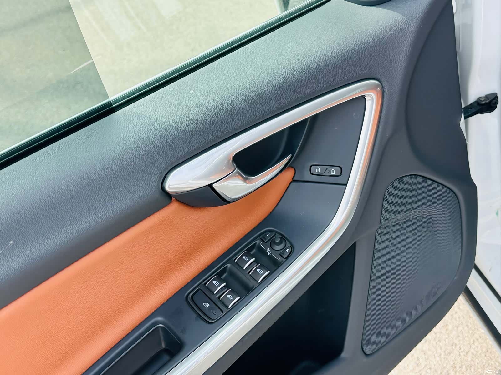 Volvo S60, 2019 10