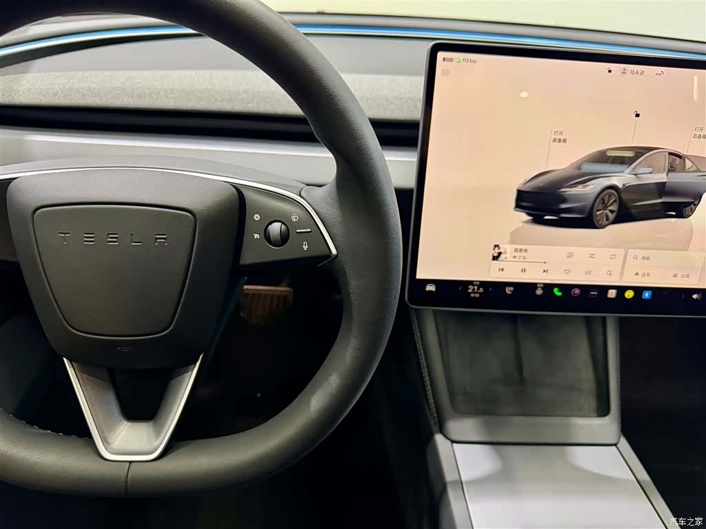 Tesla Model 3, 2024 15