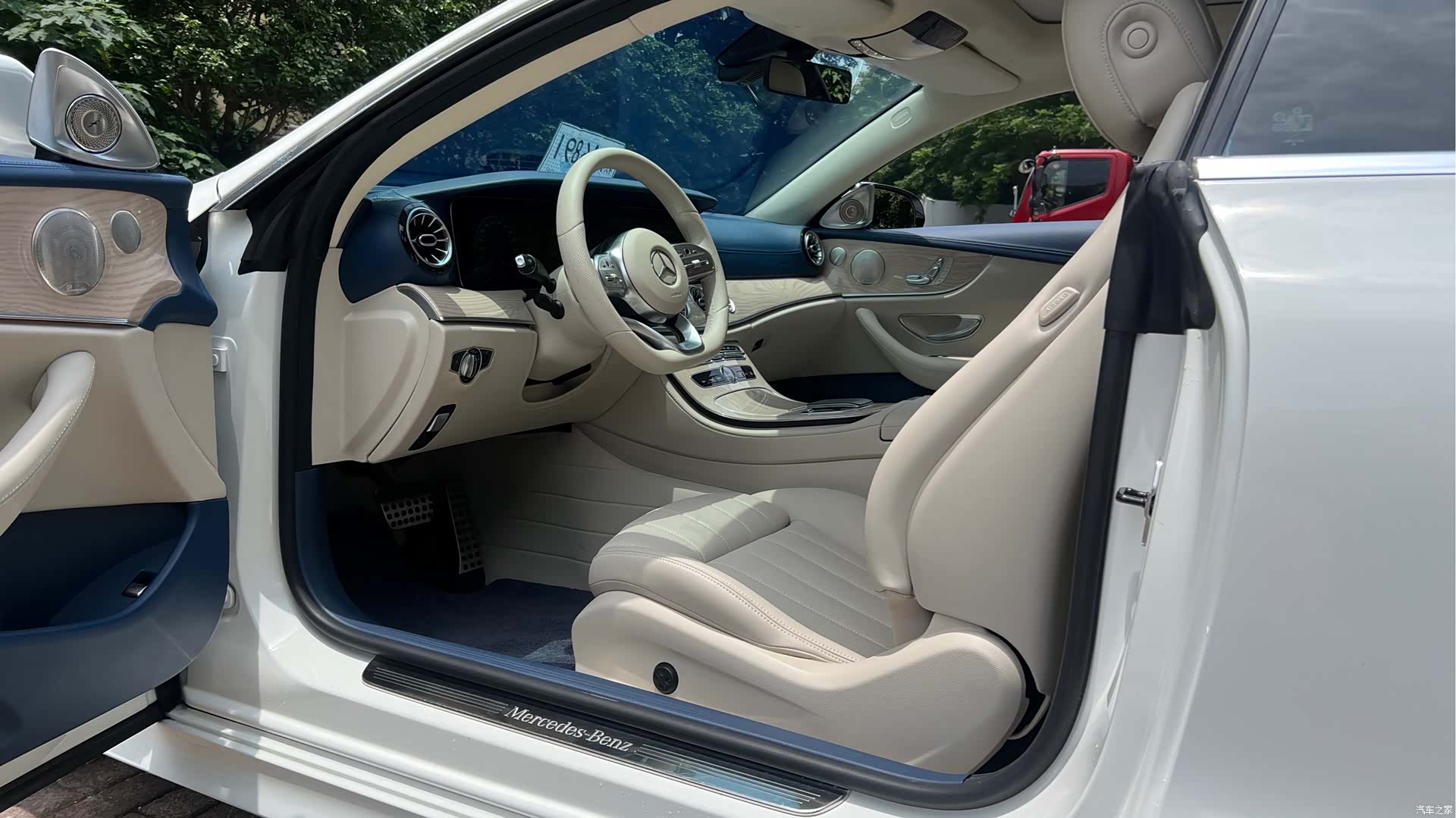 Mercedes-Benz E-Class, 2020 12