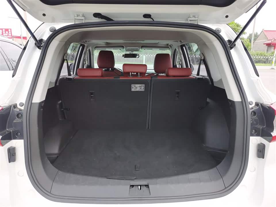 Forthing Popular T5 Forthing Popular T5