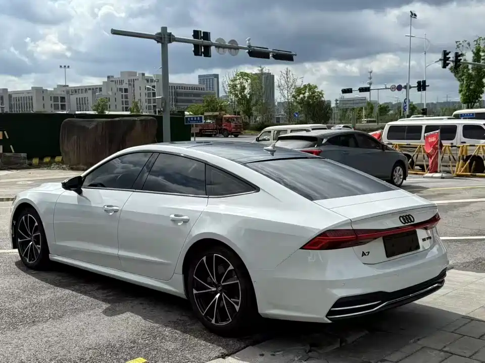 Audi A7