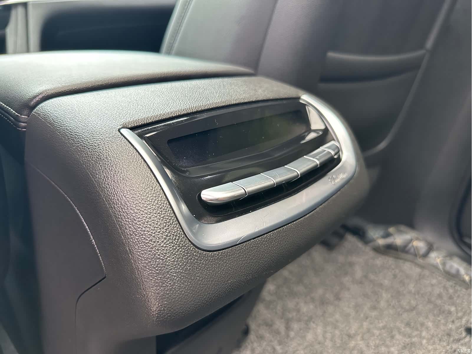 Cadillac XT6, 2020 9