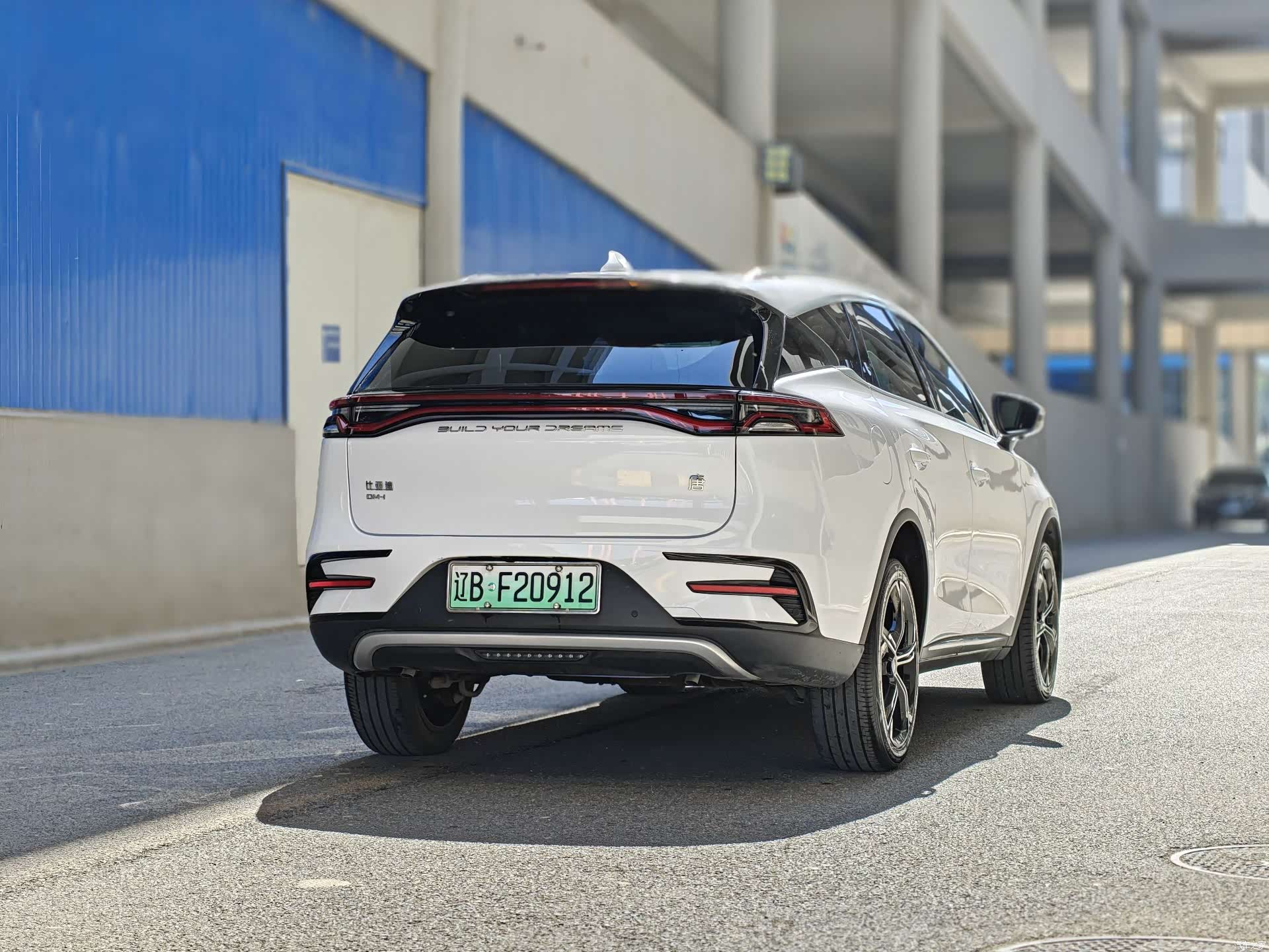 BYD Tang, 2022 все фото