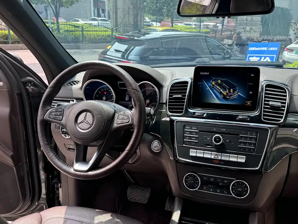 Mercedes-Benz GLS