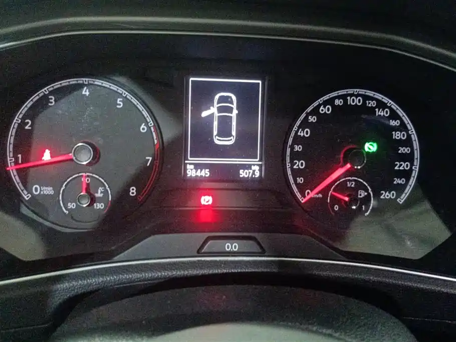 Volkswagen T-ROC exploring Songs