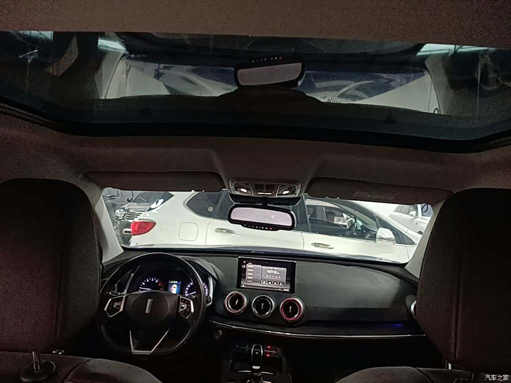 WEY VV5, 2018 18