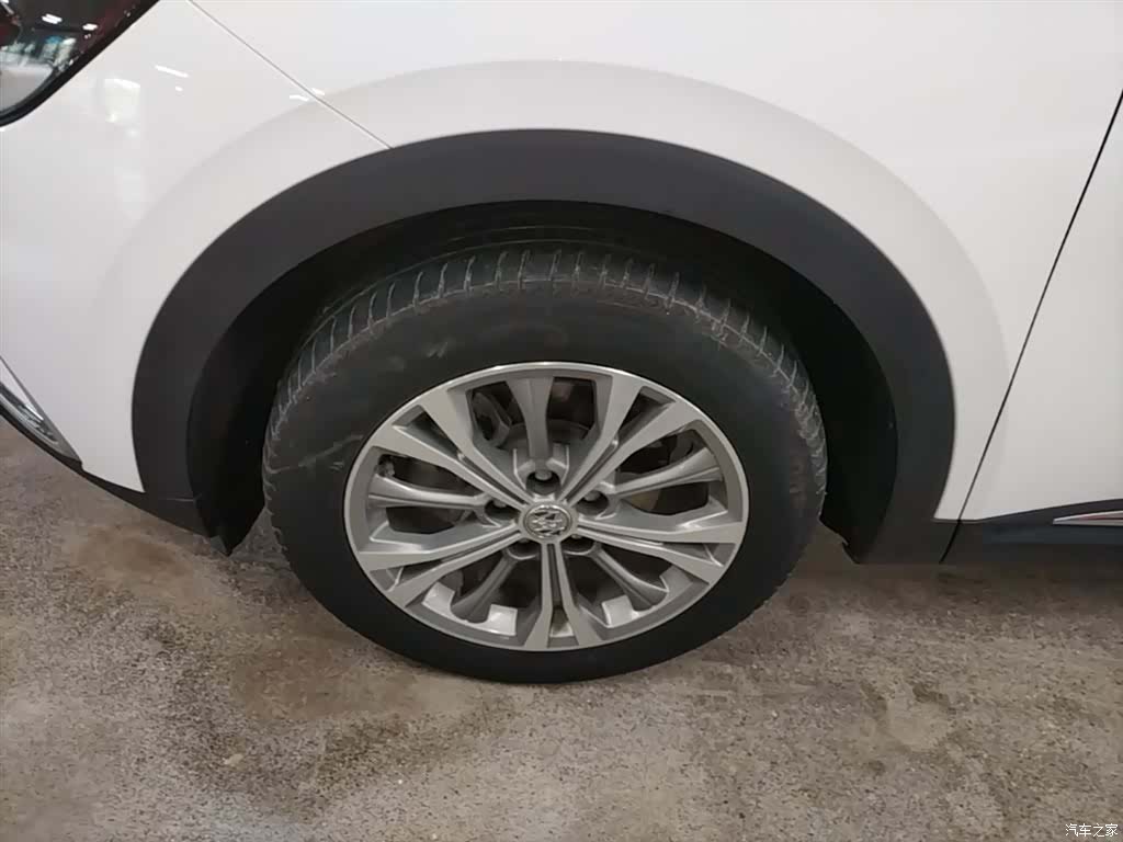 Buick Envision Plus, 2022 23