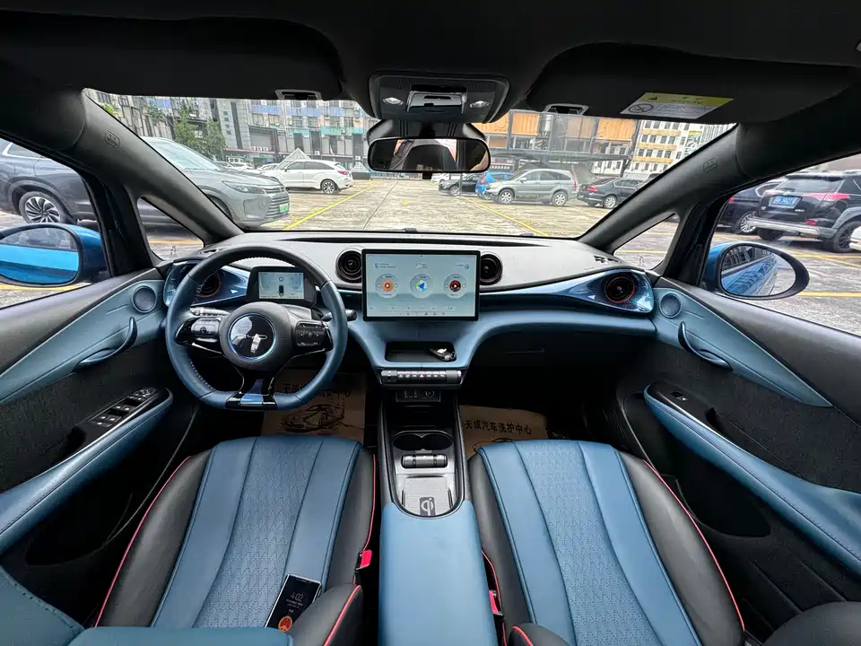 BYD dolphin