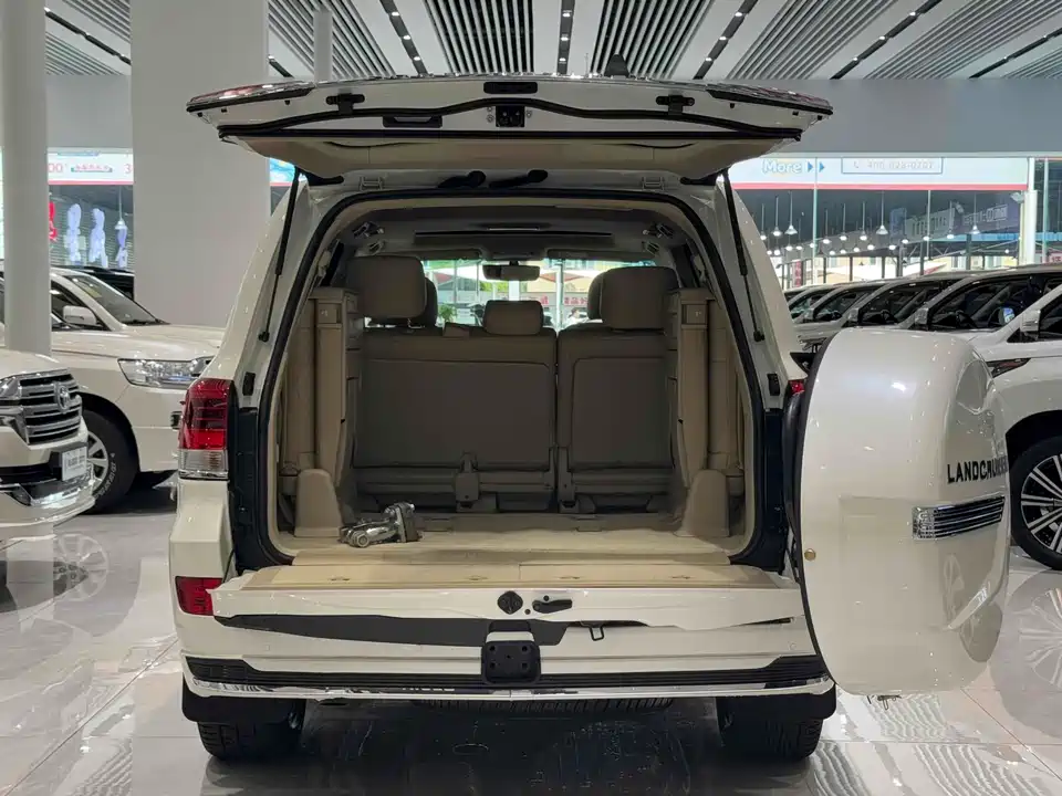 Toyota Land Cruiser Toyota Land Cruiser