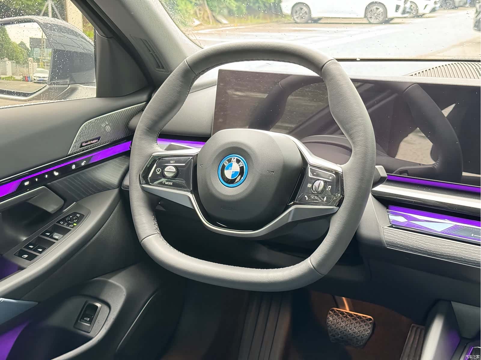 BMW i5, 2024 12